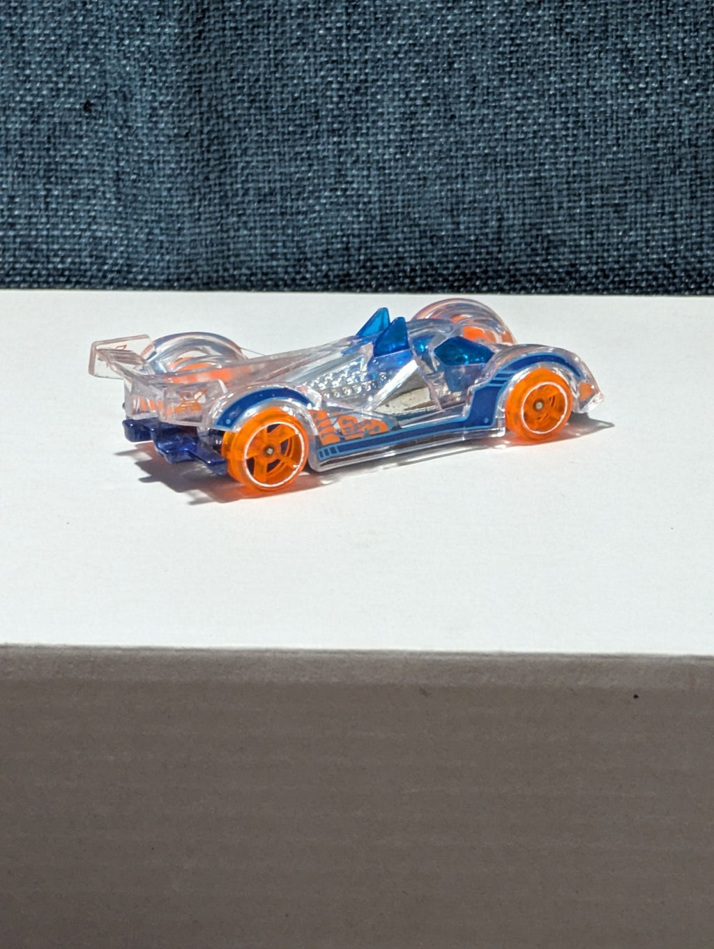 Hot Wheels Hi-Tech Missile | 2014 X-Raycers Clear & Blue | Fast Track Car