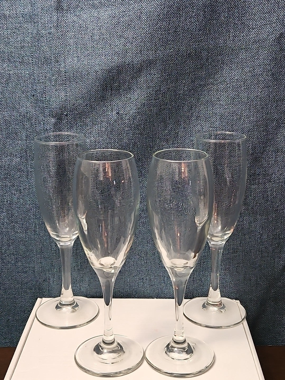 Set of 6 Classic Champagne Flutes | 6oz Trumpet Shape | Elegant Clear Glass Stem
