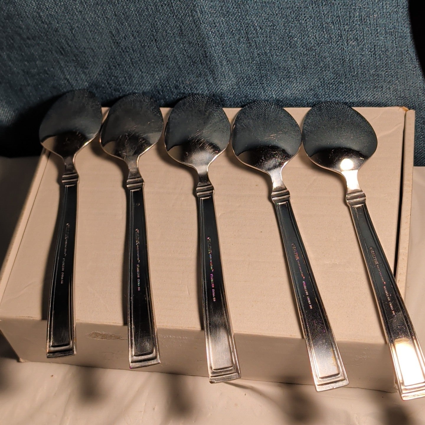 Hampton Silversmiths PORTFOLIO Glossy Spoons Set of 5 | 18/0 Stainless 208