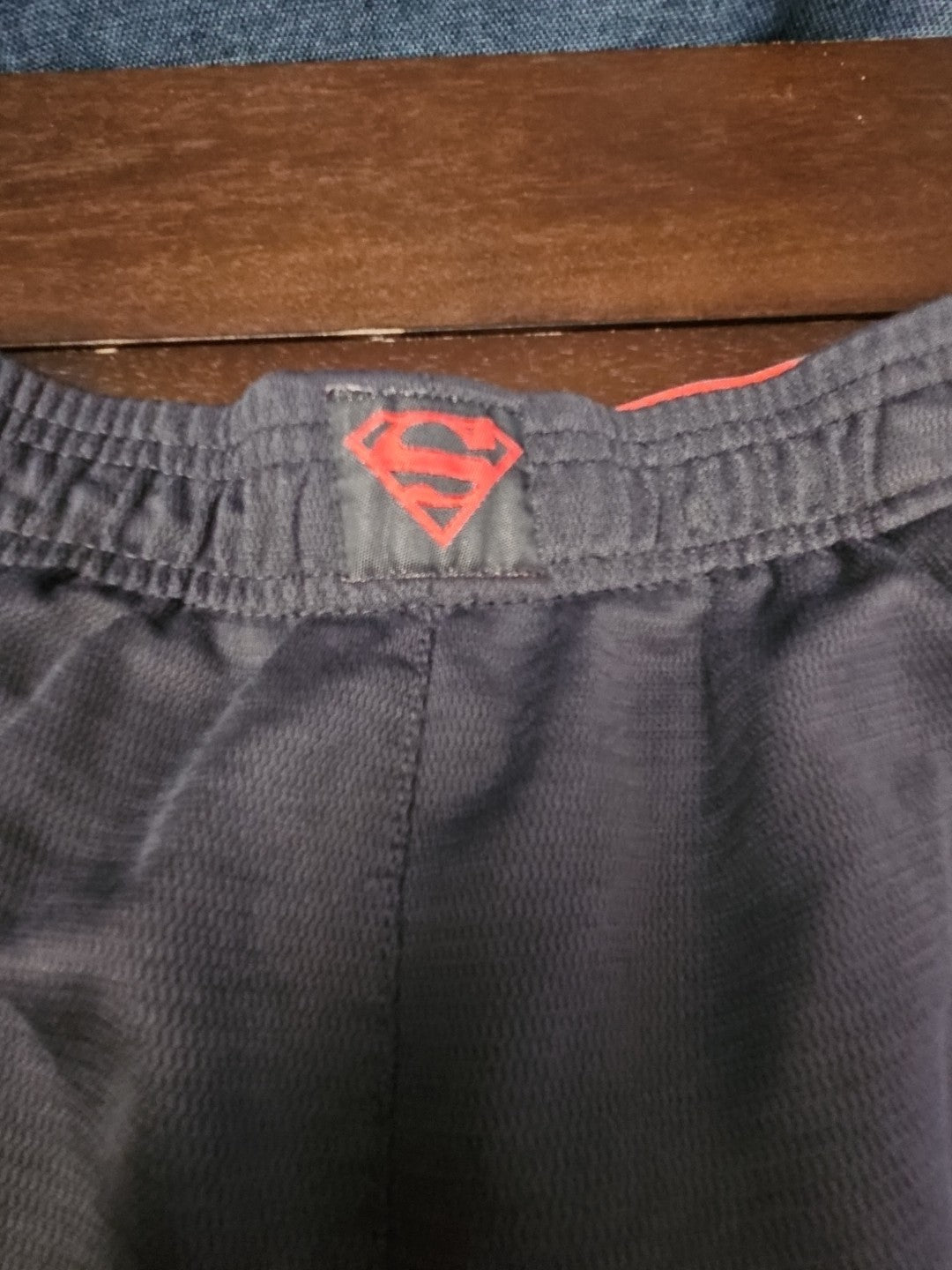 DC Comics Superman Boys Athletic Shorts Size S 6/7 Grey Red Mesh Gym Shorts