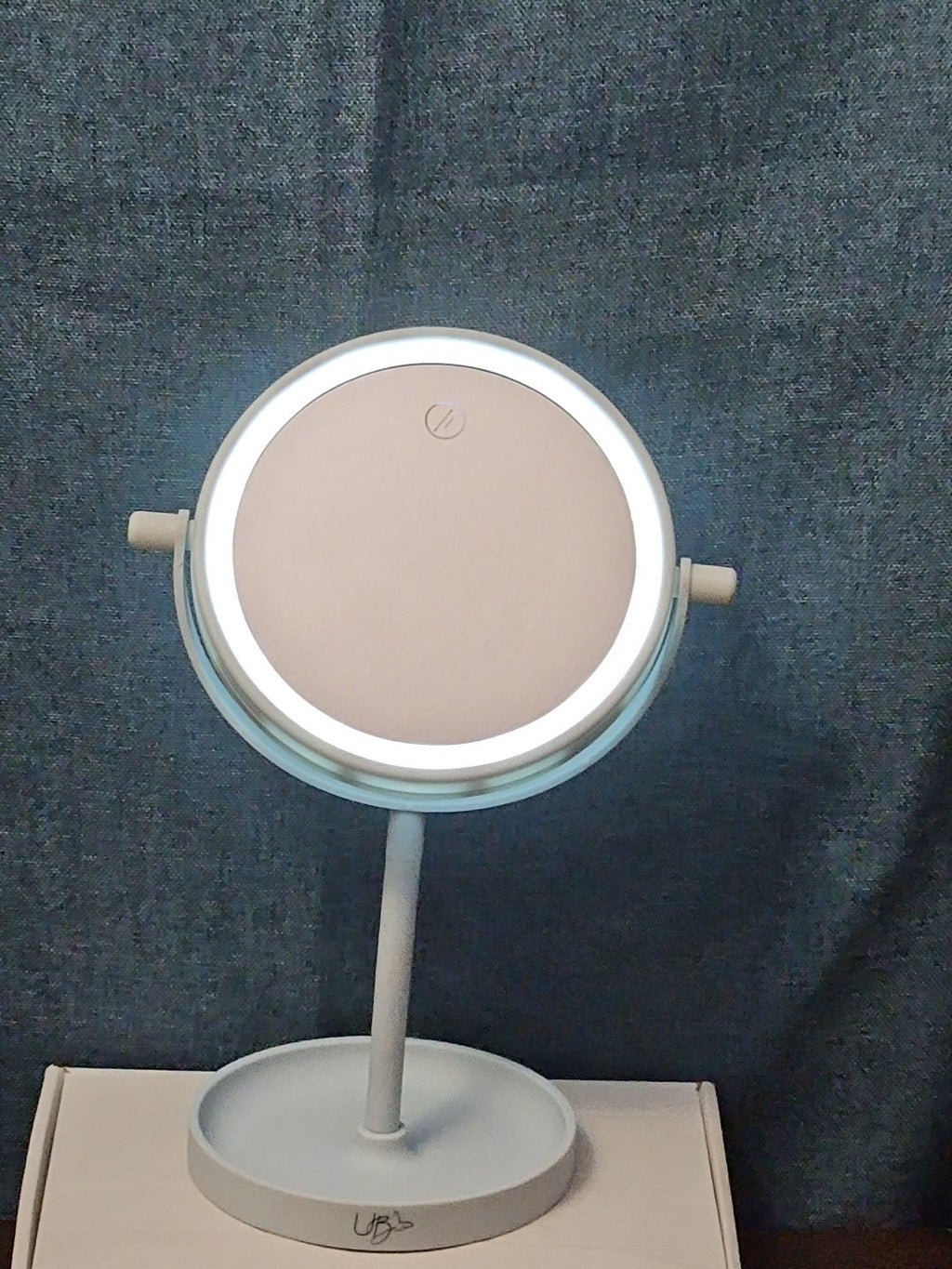 LED Tabletop Vanity Mirror 8.5" Round Makeup Mirror Jewelry Tray Base | Tested