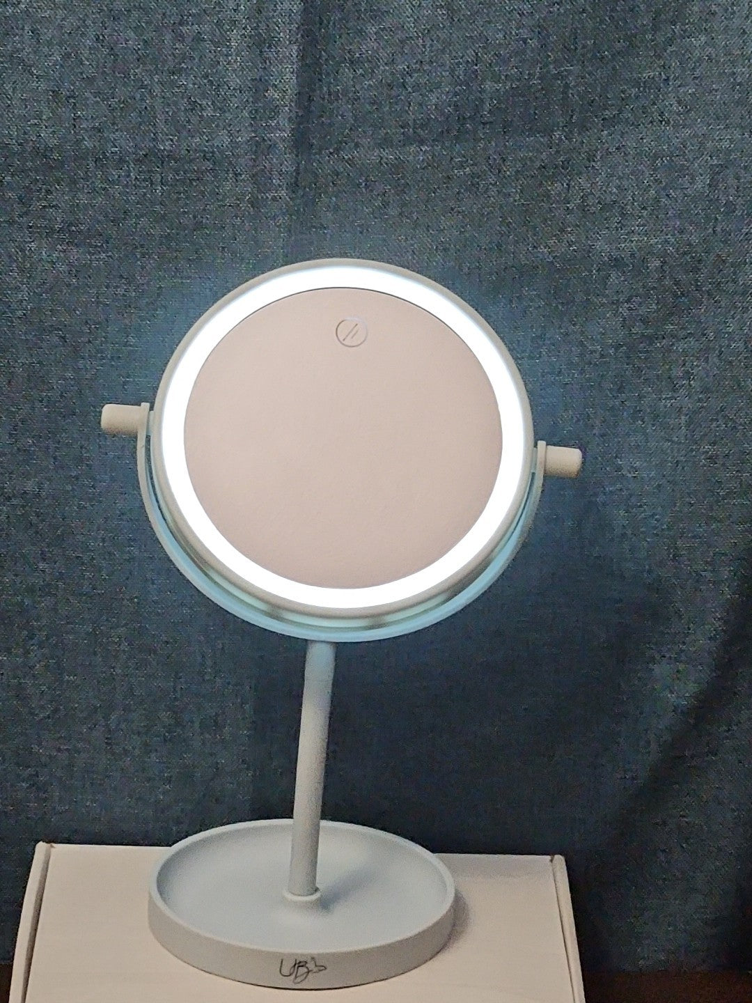 LED Tabletop Vanity Mirror 8.5" Round Makeup Mirror Jewelry Tray Base | Tested