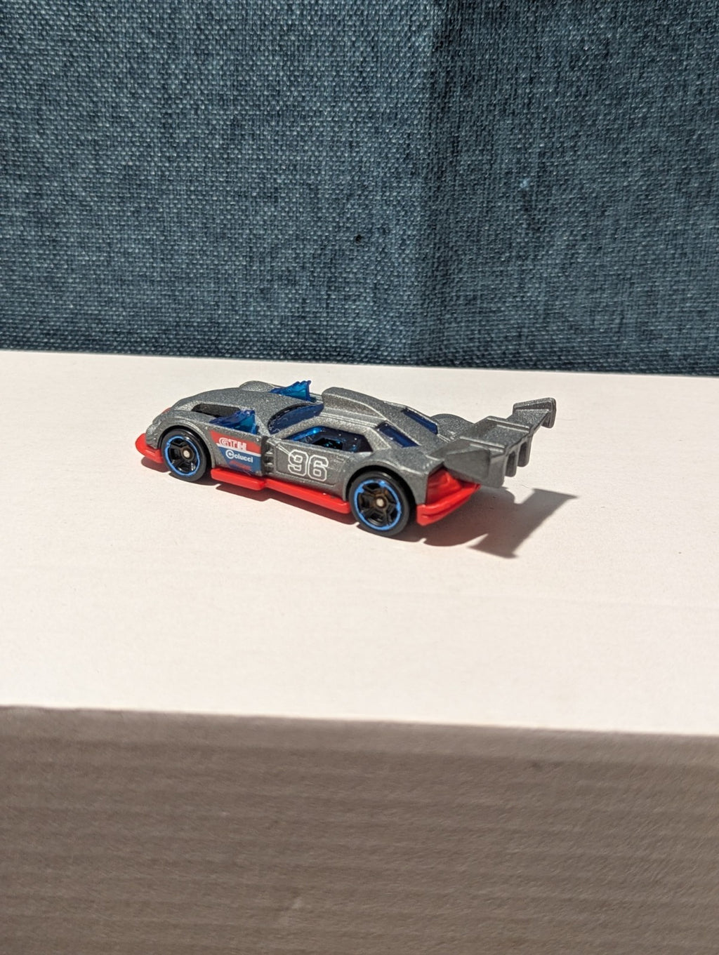 Hot Wheels GT HUNTER 2014 First Edition Night Burnerz #96 Silver Loose | Good
