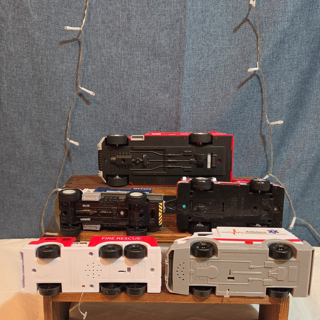 Unbranded Fire Rescue Ambulance Truck Lot 5 Plastic Toy Vehicles