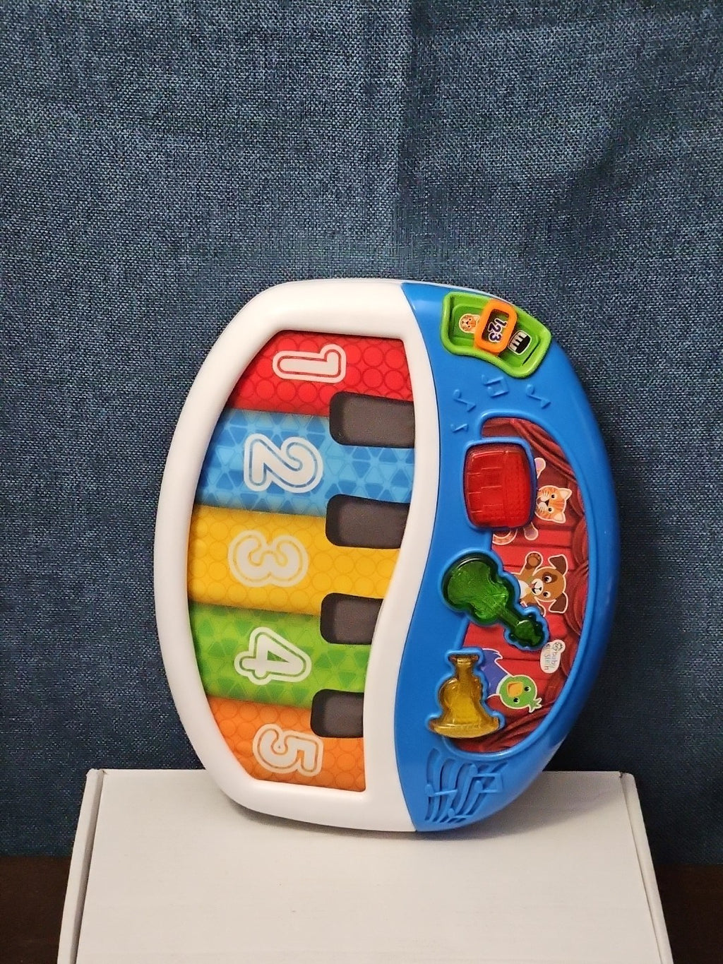 Baby Einstein Discover & Play Piano | Musical Light-Up Toy | English Spanish