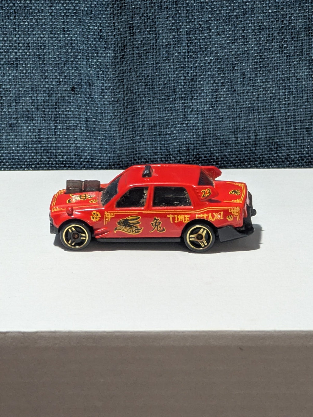 Hot Wheels Time Attaxi Year of the Rabbit '23 | Red HW Metro Series Opening Door