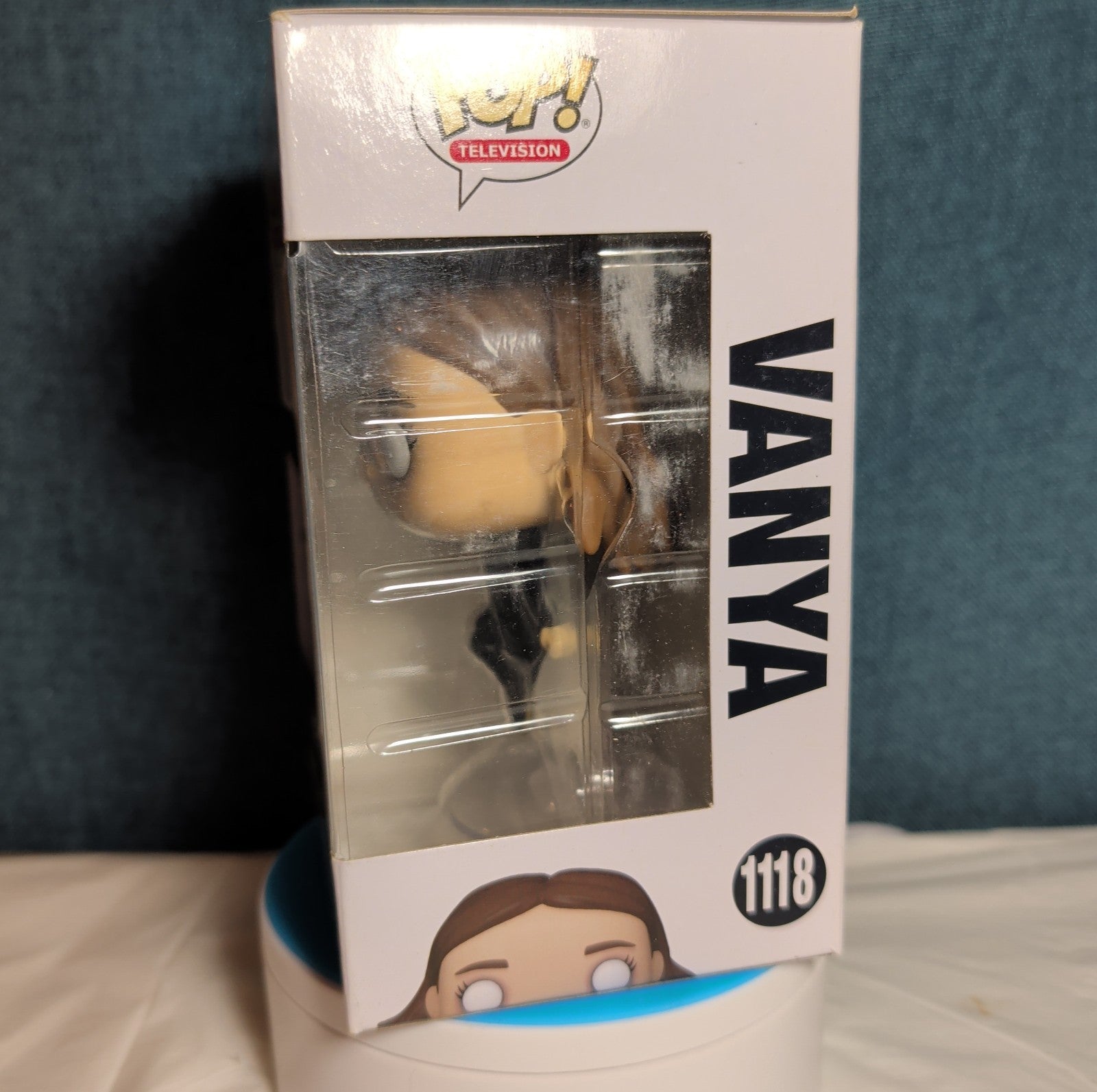 Funko Pop Television Umbrella Academy Vanya 1118 Vinyl Figure in Box w Protector