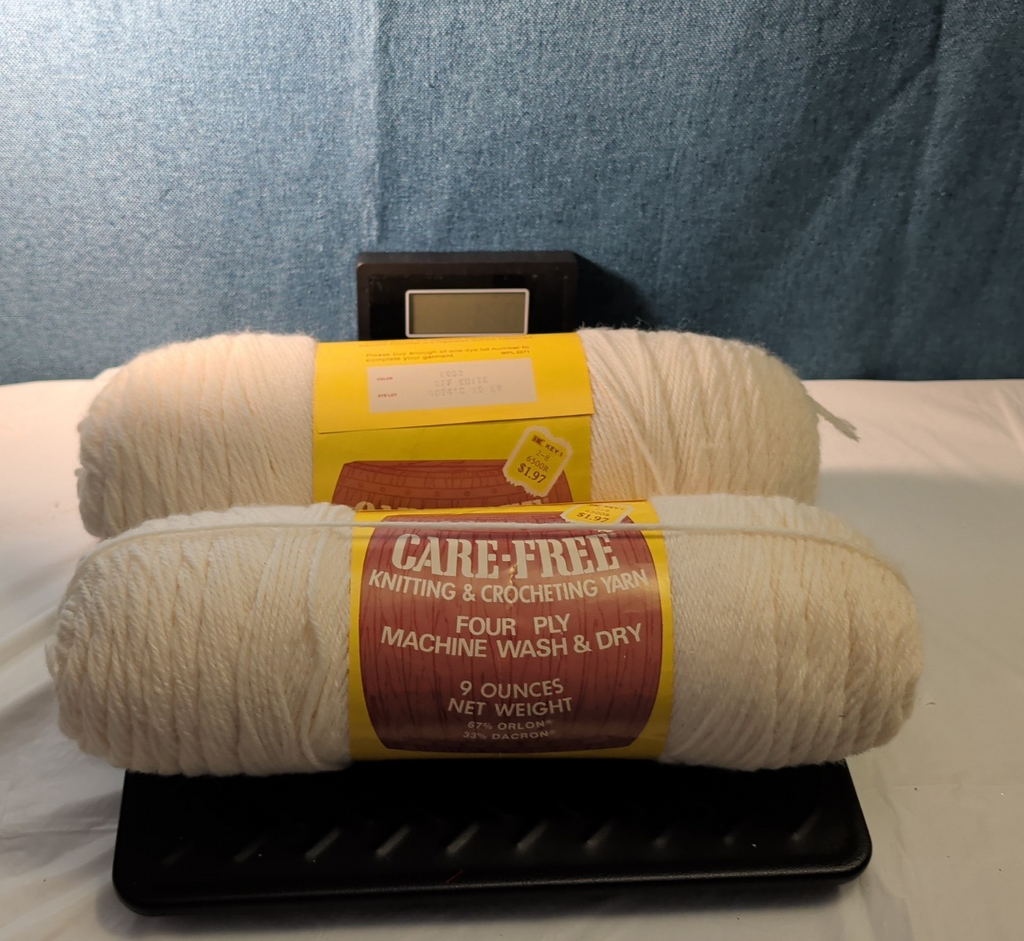 Vintage Care-Free Yarn 4-Ply Worsted Off White Lot 2 Skeins 18oz Total NOS Orlon