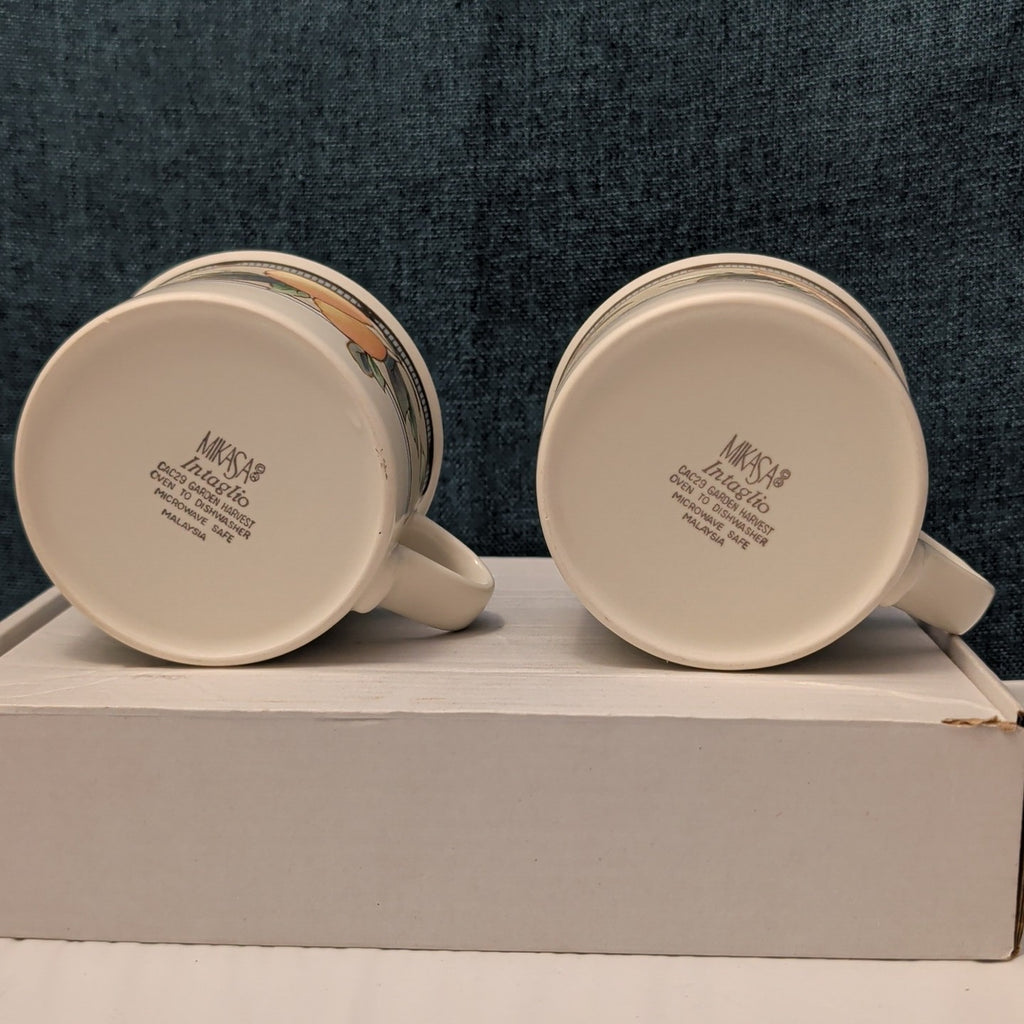 Set of 2 Mikasa Intaglio GARDEN HARVEST Cups | CAC29 8oz Flat Mugs | Vintage 90s