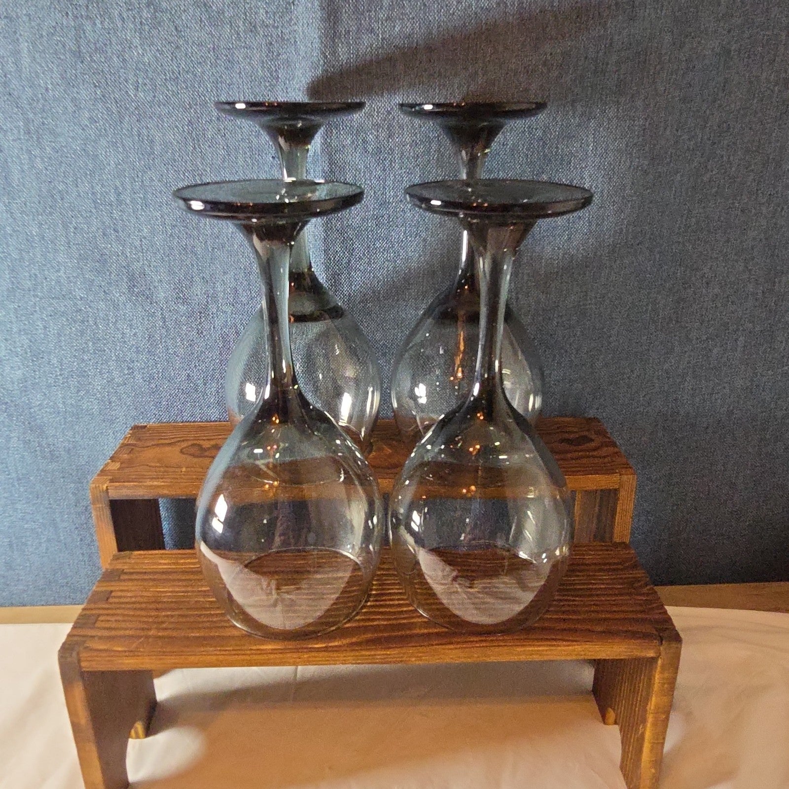Greenbrier Set 4 Smokey Grey Gray Wine Glasses 12oz