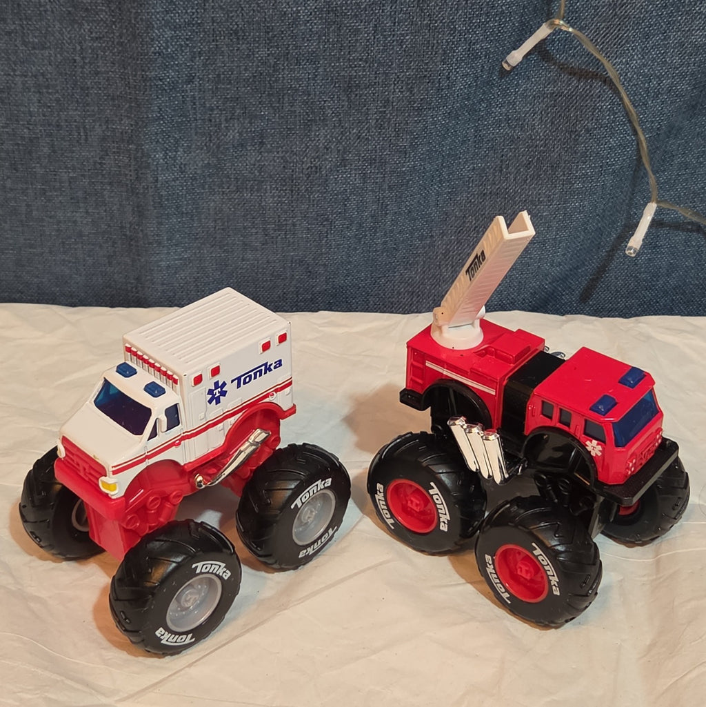 Tonka Metal Movers Monster Firetruck Ambulance Diecast 2021 Lot 2