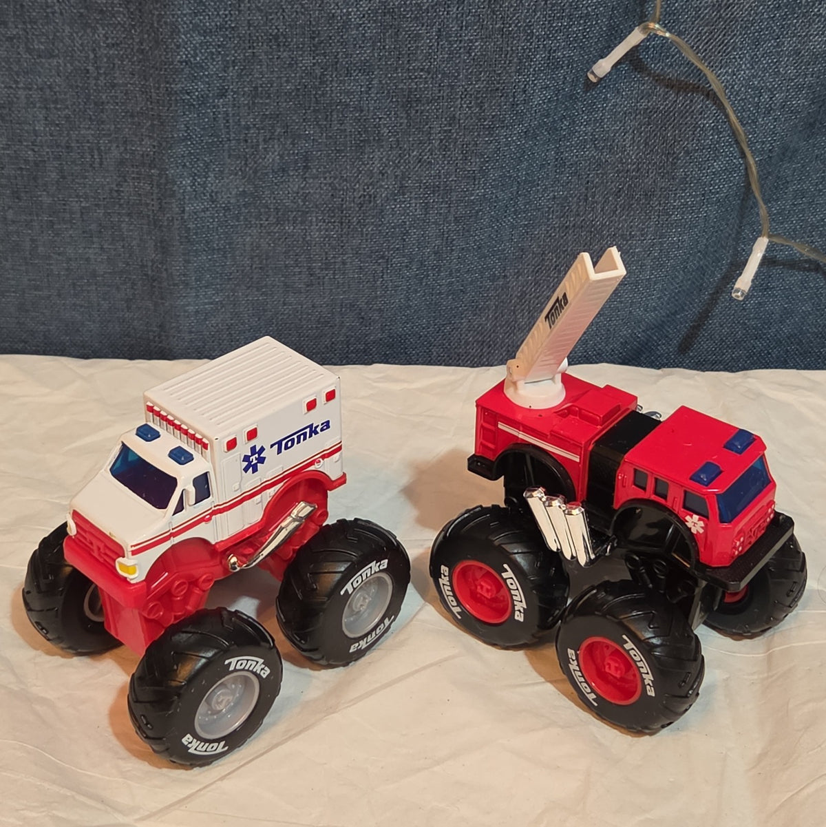 Tonka Metal Movers Monster Firetruck Ambulance Diecast 2021 Lot 2