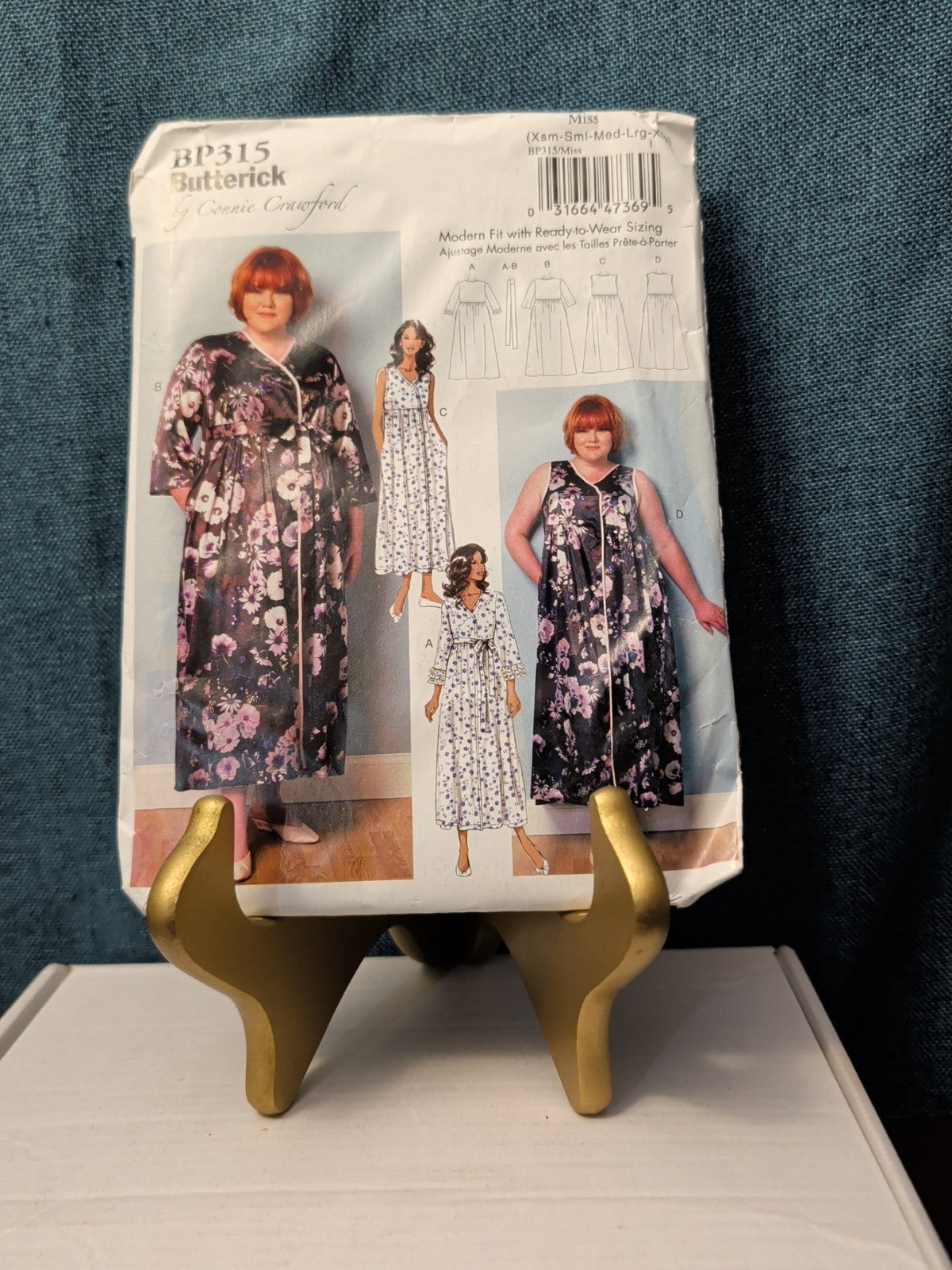 6300 BUTTERICK Connie Crawford - Modern Fit ROBE & NIGHTGOWN - Sz XS to XL
