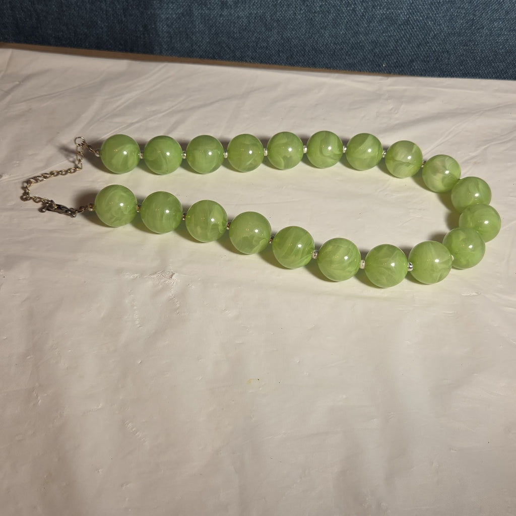 Chunky Bead Necklace Marbled Green Acrylic Retro Y2K PreOwned