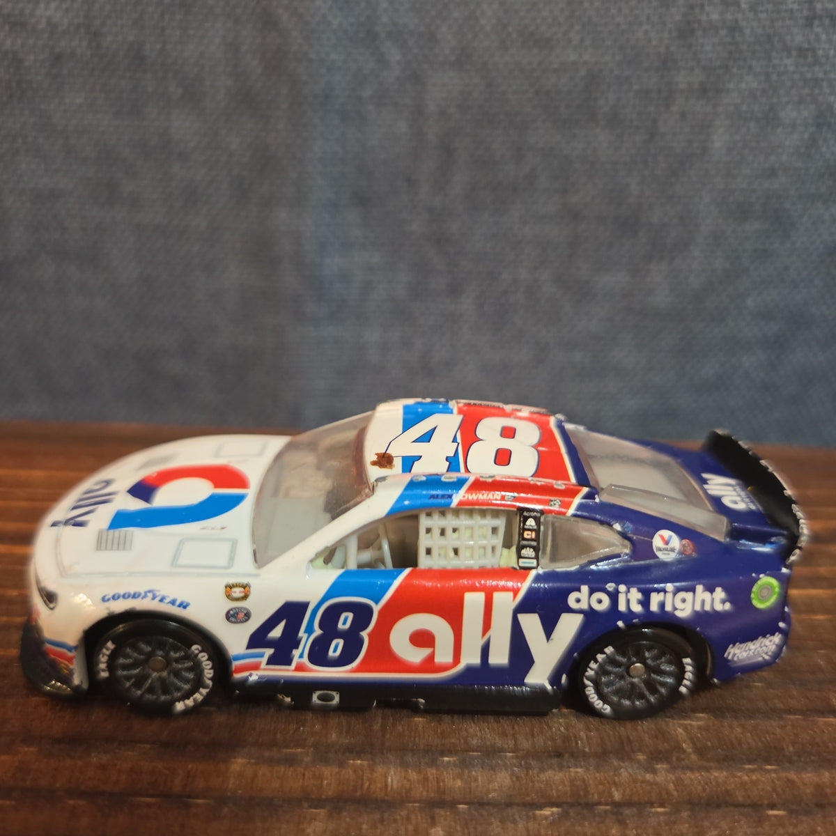 NASCAR Authentics Alex Bowman 48 Ally Camaro 1:64 Diecast