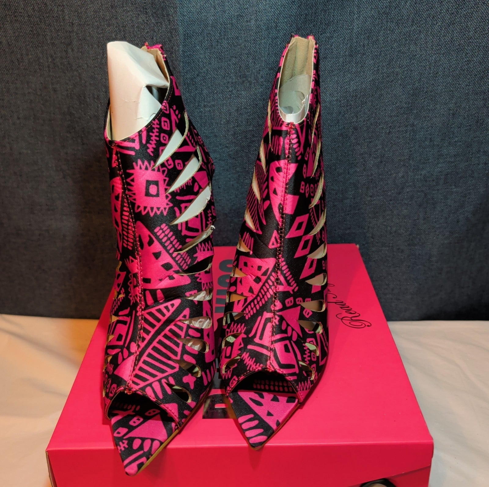 RedKiss Summerdance High Heels Size 9 Pink Black Caged Booties Stiletto Boxed
