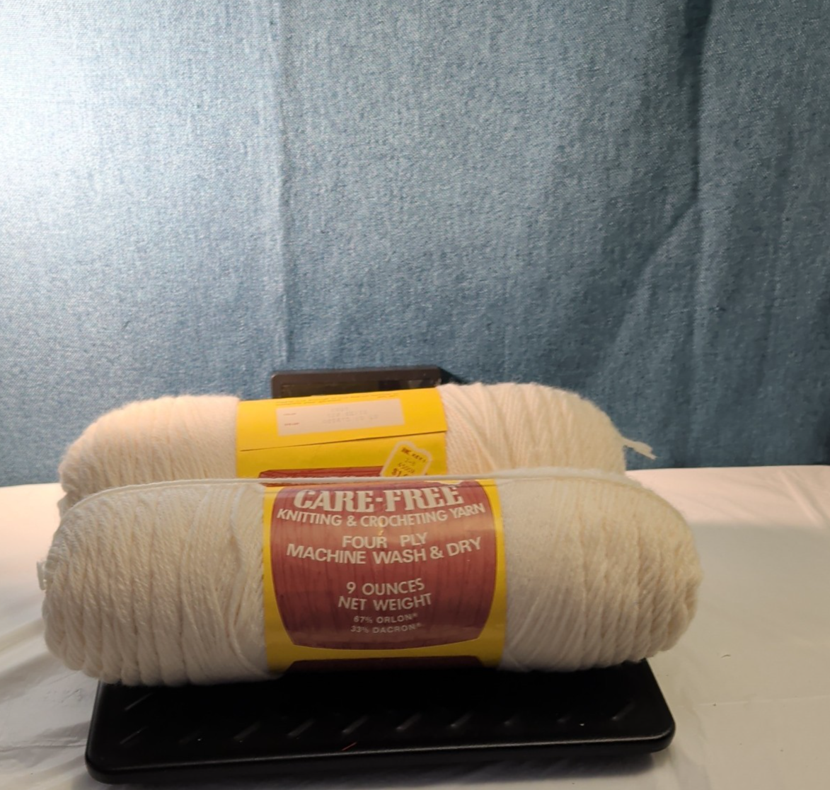 Vintage Care-Free Yarn 4-Ply Worsted Off White Lot 2 Skeins 18oz Total NOS Orlon