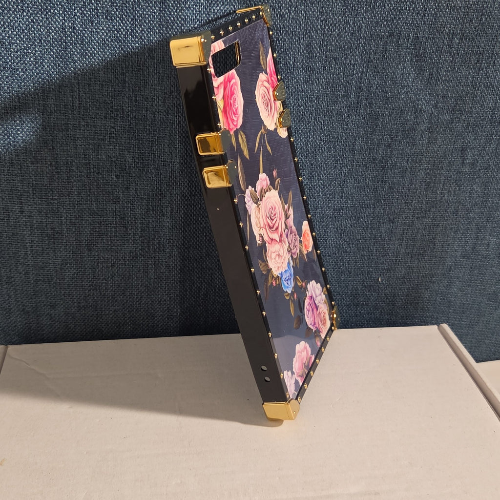 Luxury Trunk Rose Phone Case Gold Rivet Retro Cover
