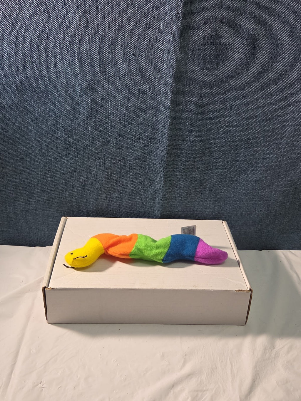 Ty Beanie Baby Inch the Inchworm 1995 Rainbow Plush Yarn Antennae Clean NO TAG
