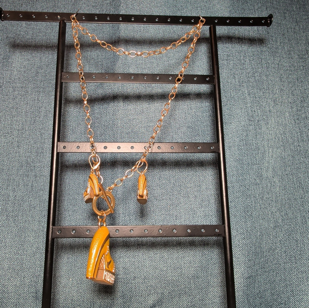 High Heel Shoe Pendant Necklace Gold Tone Rhinestone Y2K