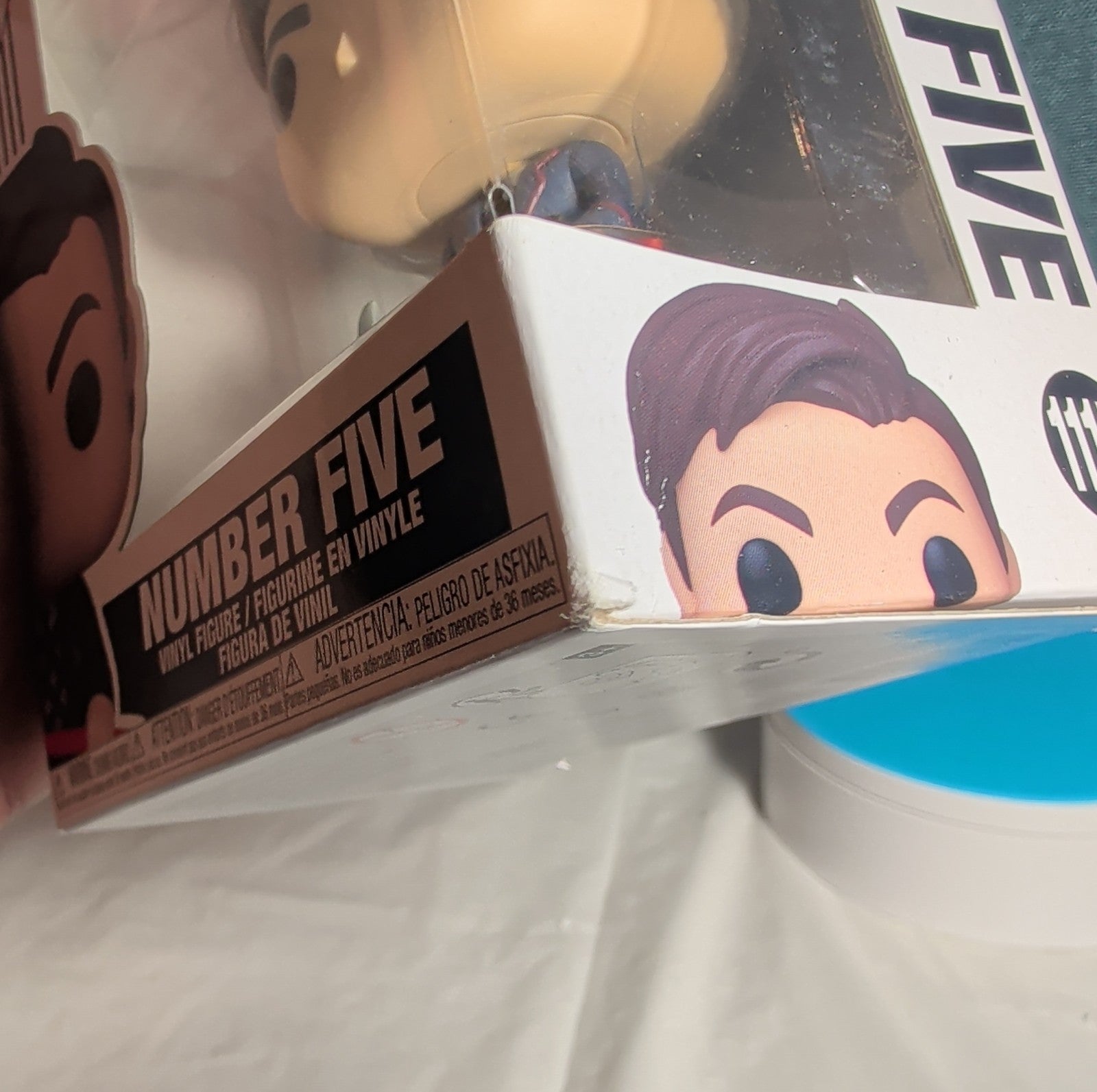 Funko Pop Television Umbrella Academy Number Five 1117 Vinyl in Box w Protector