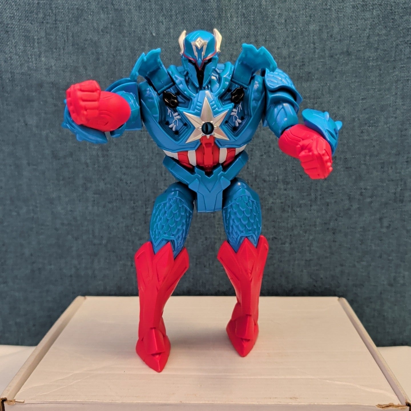 Marvel Avengers Mech Strike Monster Hunters Captain America Action Figure Hasbro