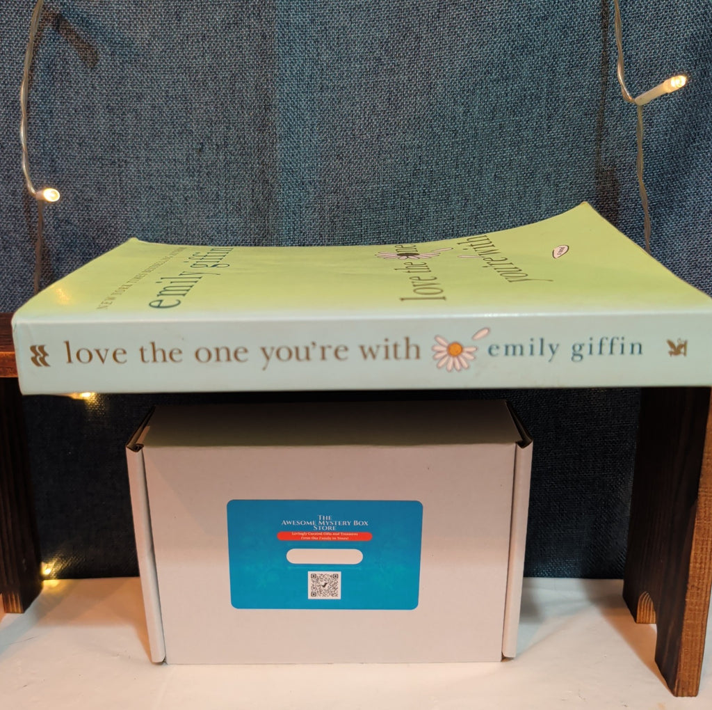 Emily Giffin Love The One Youre With Paperback