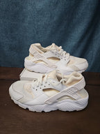 Nike Air Huarache Triple White GS 654275-110 Size 6.5Y | Women's 8 | Retro