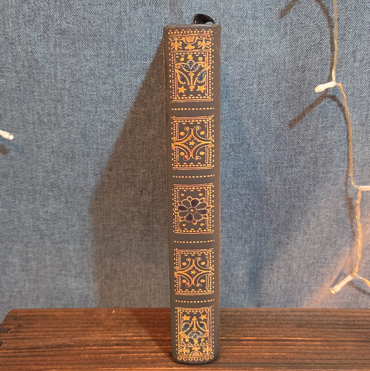 Paperblanks Hardcover Journal Ornate Gold Filigree Dark Academia
