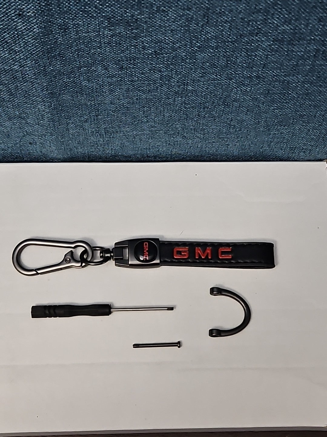 Genuine Leather GMC Car Keychain Set | Black Metal Key Ring Screwdriver Included