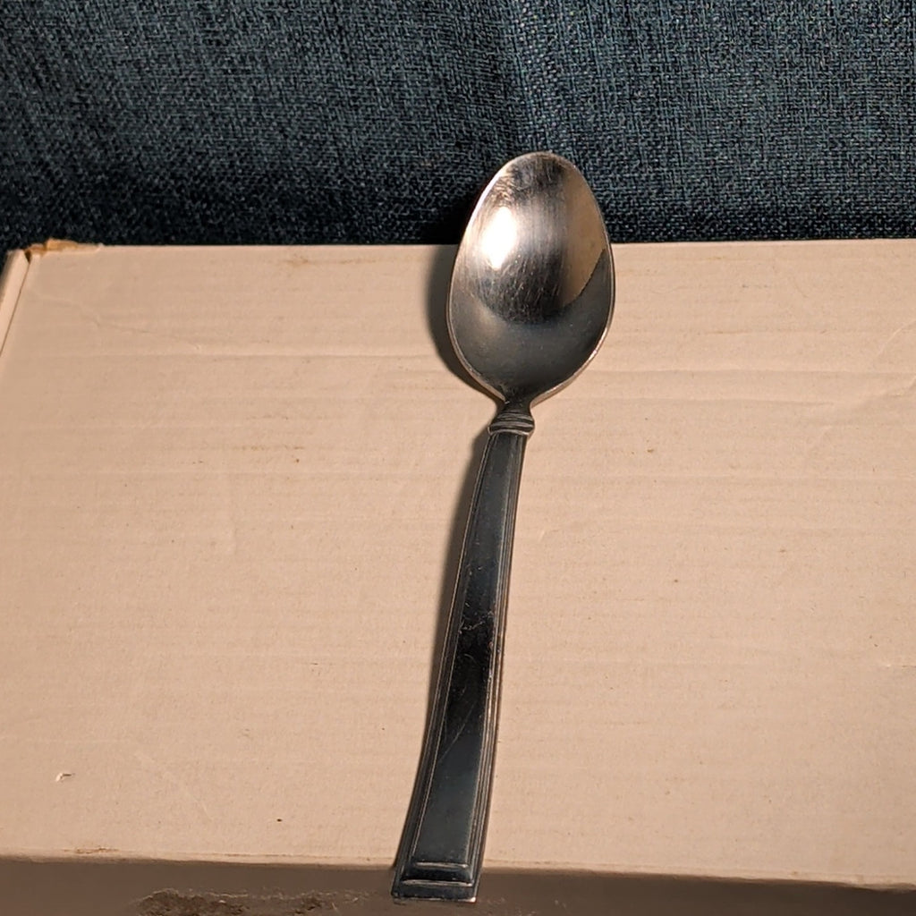 Set of 4 Hampton Silversmiths PORTFOLIO Glossy Spoons | 18/0 Stainless 208