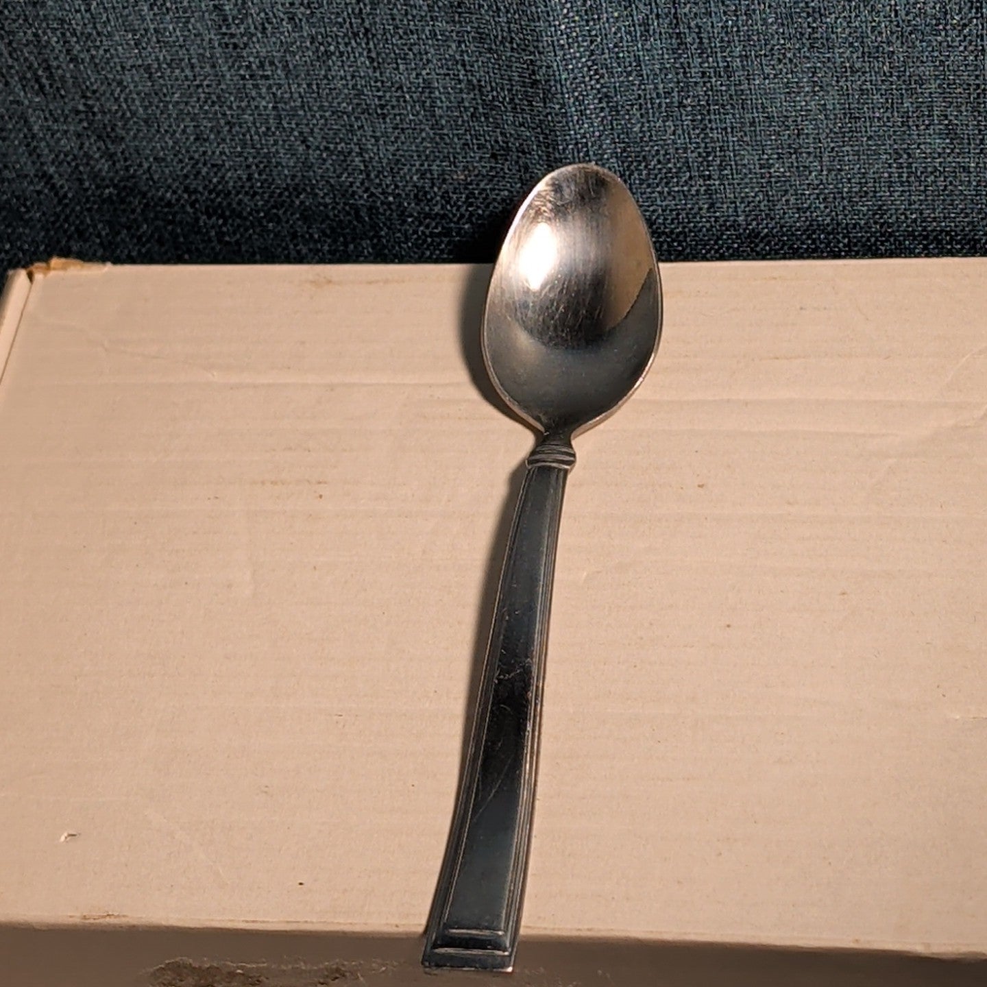 Set of 4 Hampton Silversmiths PORTFOLIO Glossy Spoons | 18/0 Stainless 208