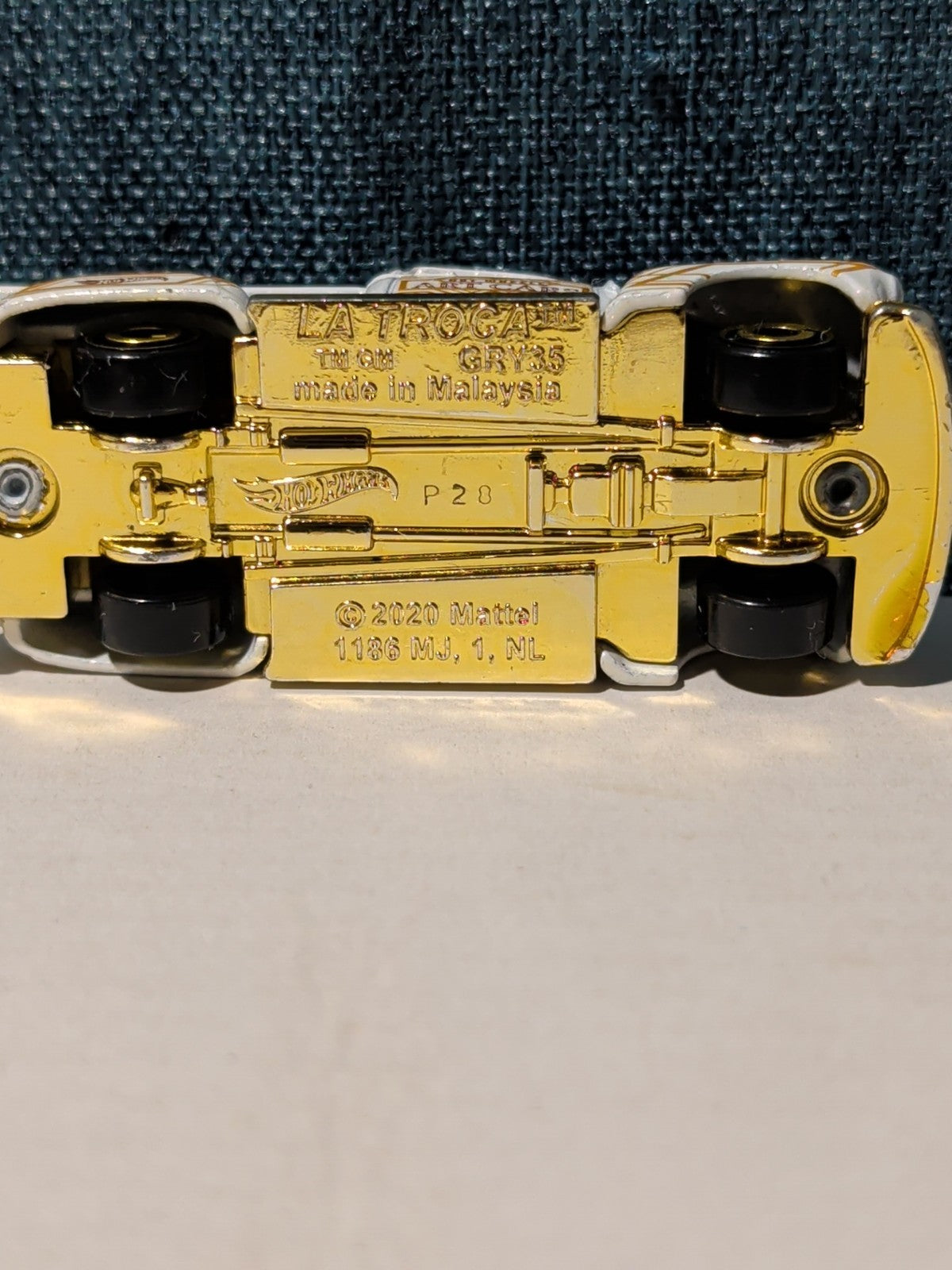 Hot Wheels La Troca | 2021 HW Art Cars White & Gold Lowrider Truck | Loose