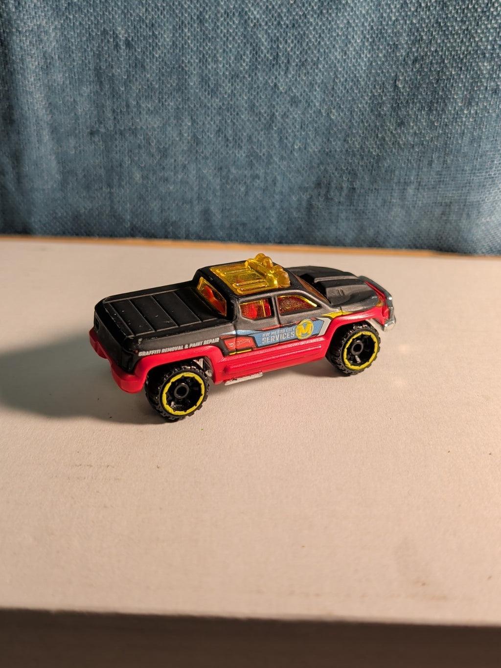 Hot Wheels Off-Duty Truck | Graffiti Removal Service | 2016 HW City Works |