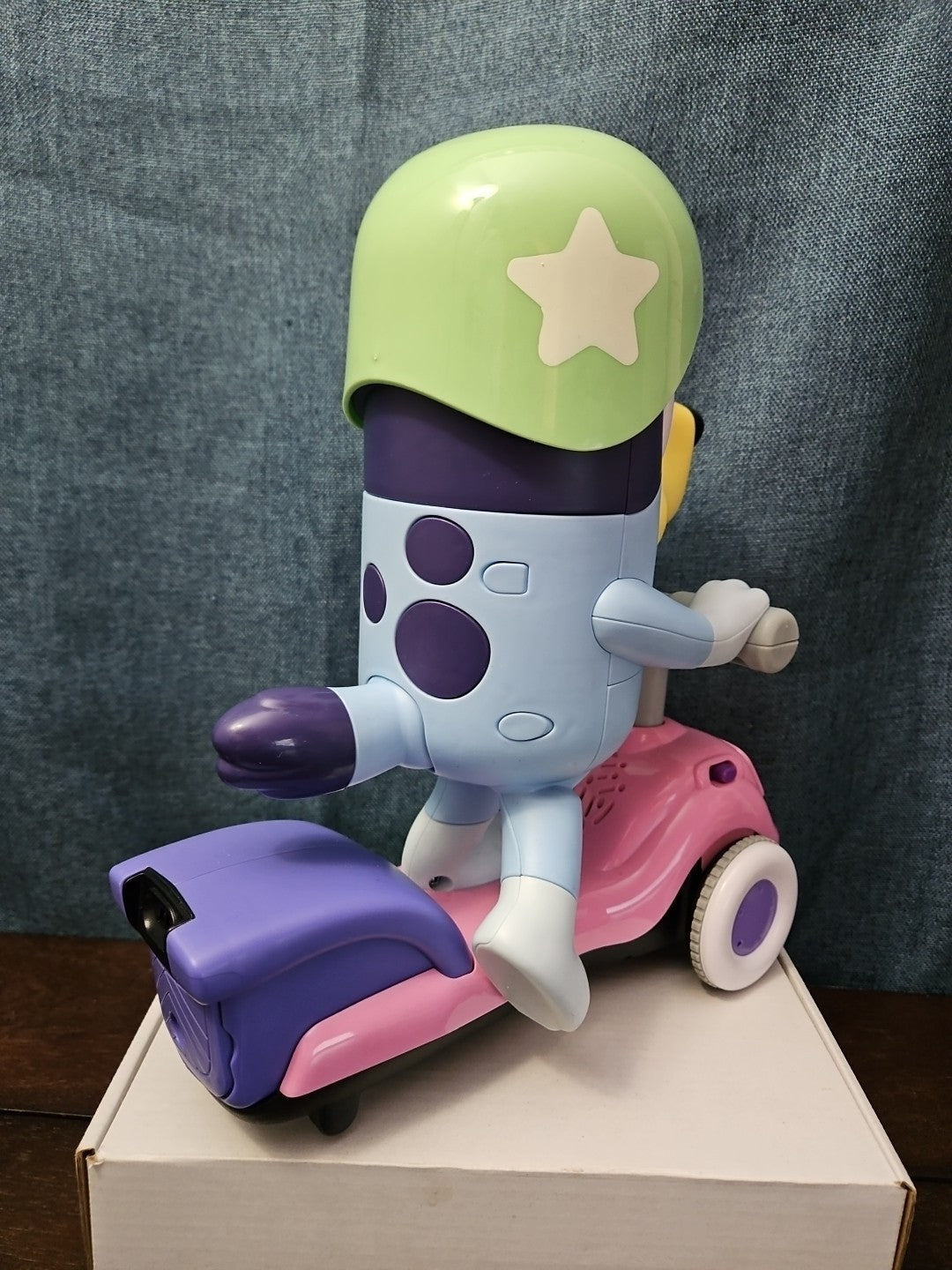 VTech Bluey Scooter Toy | Sings & Talks | Follow Me Game | Interactive Dancing