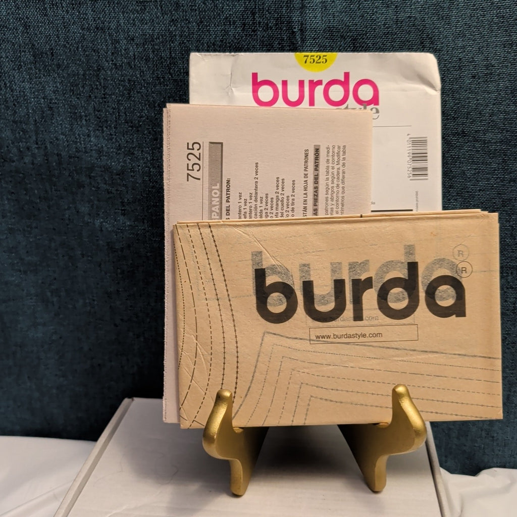 Burda 7525 Men's Shirt Pattern Button Up Tuxedo Bib Band Collar SZ 34-44 UNCUT