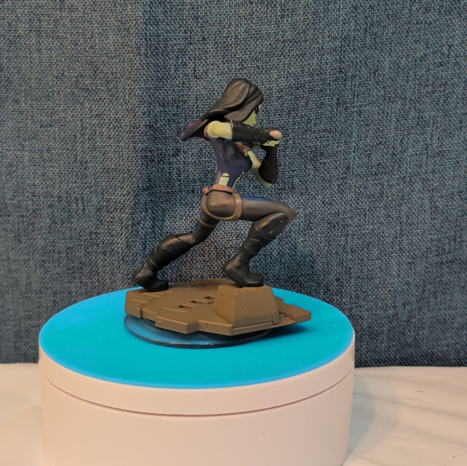 Disney Infinity 2.0 Gamora Guardians of the Galaxy PVC Figure Loose