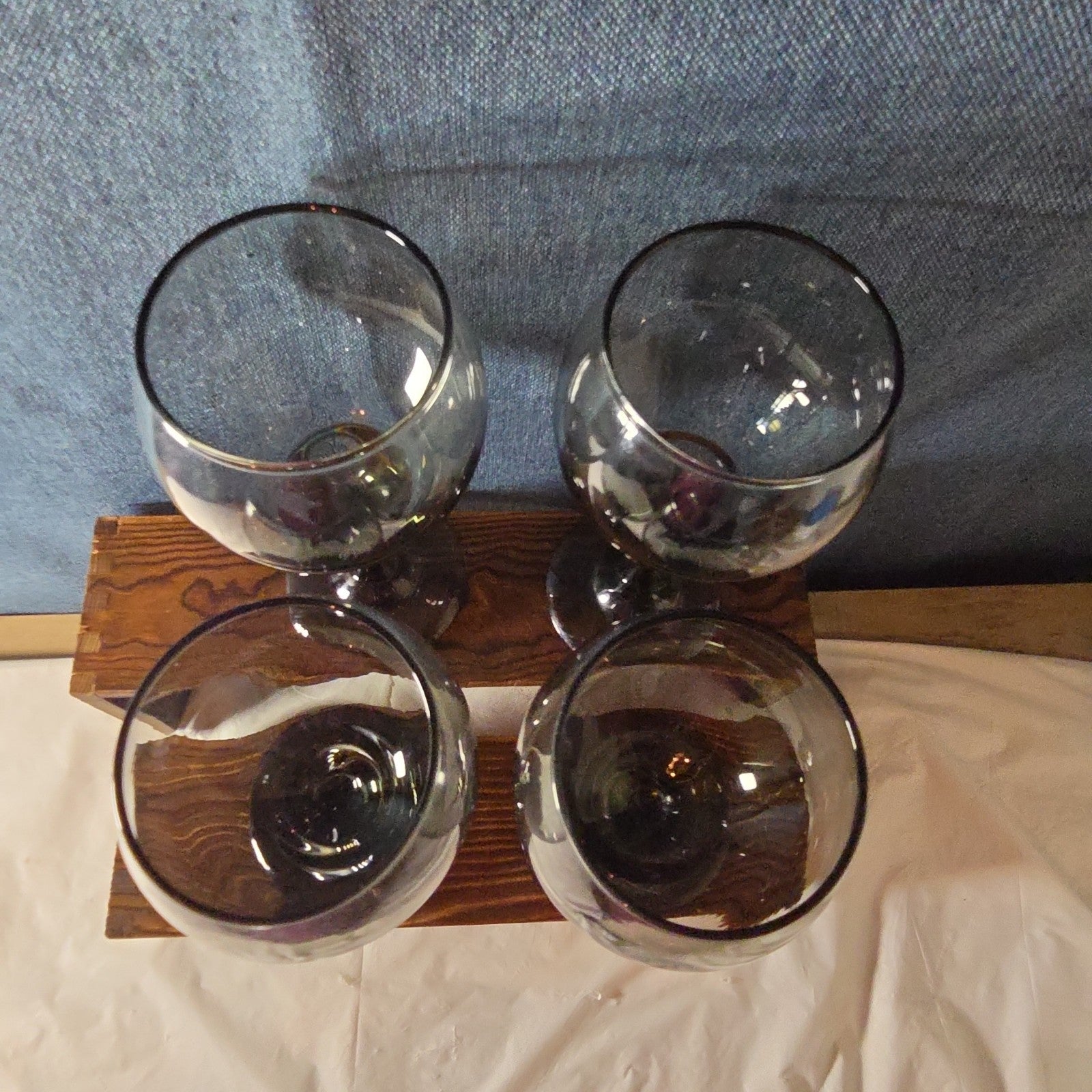 Greenbrier Set 4 Smokey Grey Gray Wine Glasses 12oz