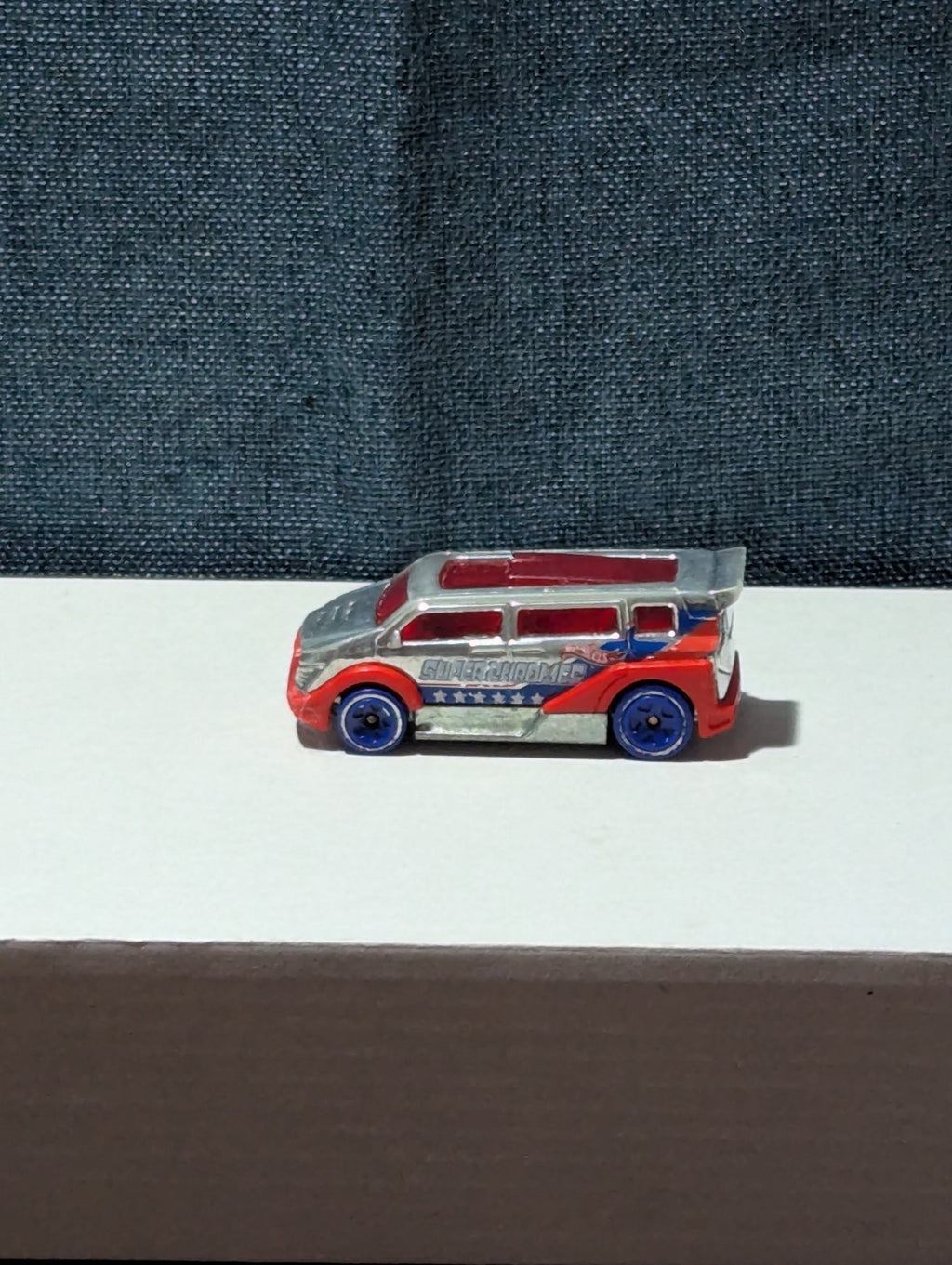 Hot Wheels Speed Box (2012) | Red White & Blue "Super Chromes" |Diecast Van