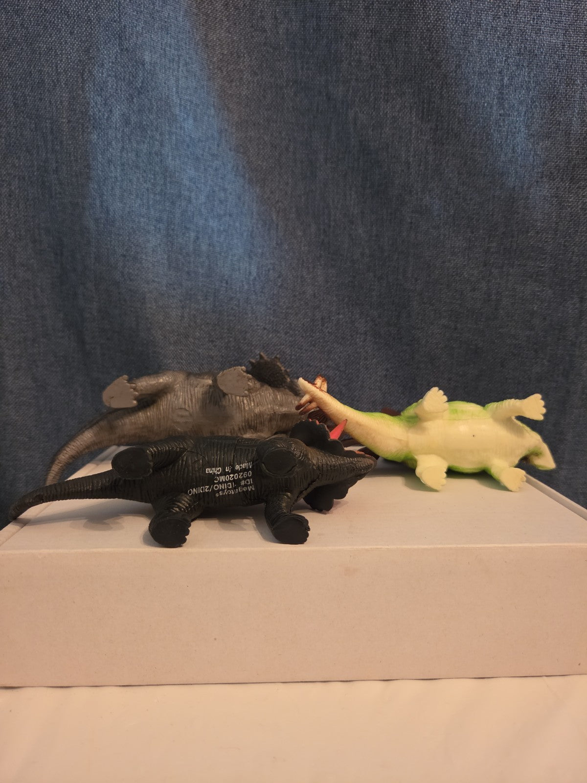 Dinosaur Toy Figures Lot of 3 Triceratops Stegosaurus Vintage Plastic Toy
