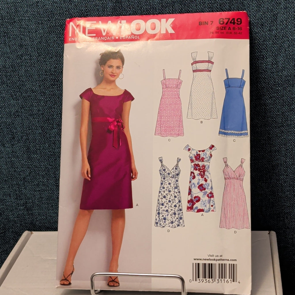 New Look 6749 Sewing Pattern Misses Dress Empire Waist Sizes 6-16 UNCUT Button