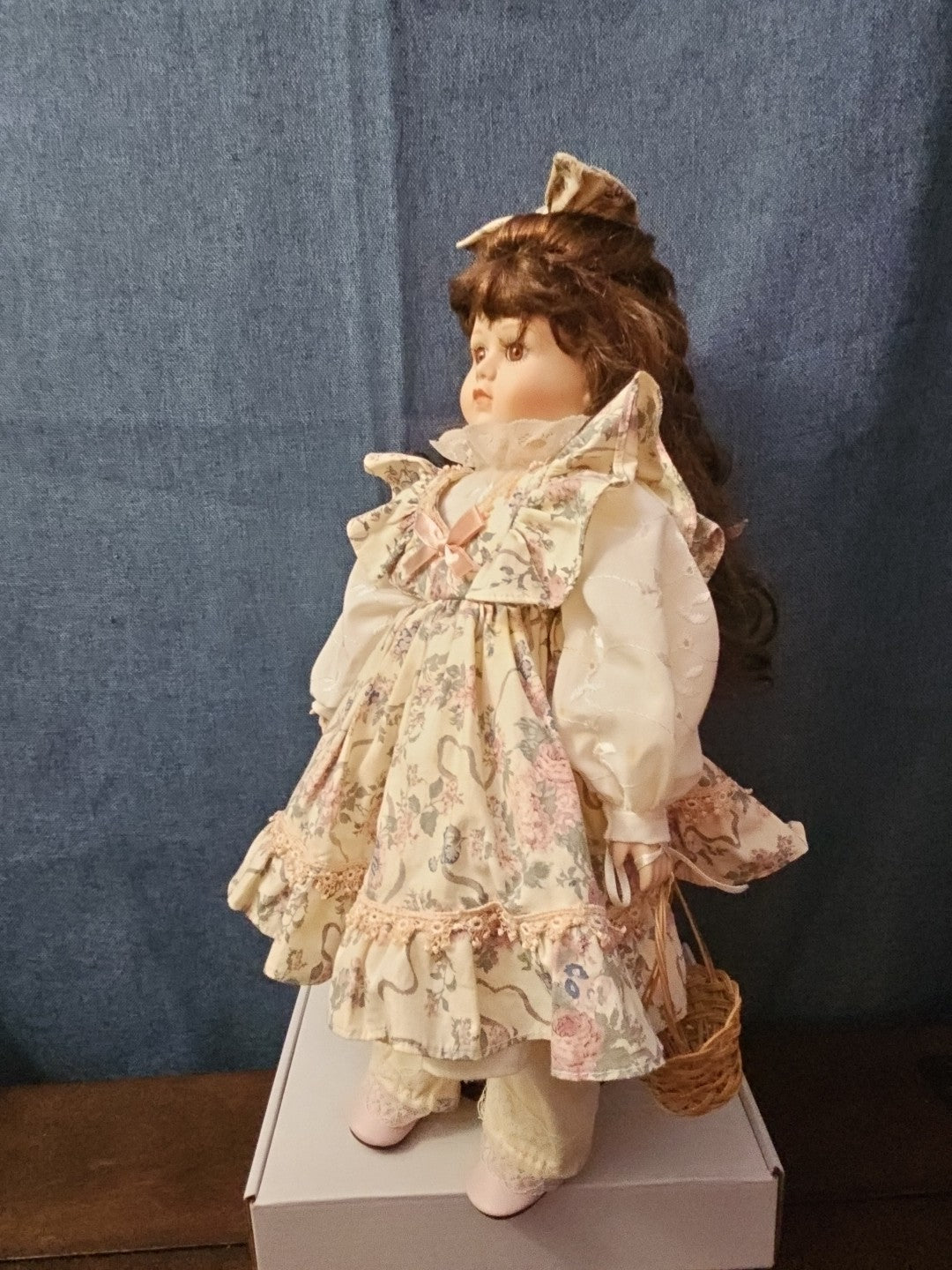 Vintage 1992 JC Penney Porcelain Doll "Victoria" | 18" Brunette Floral Dress