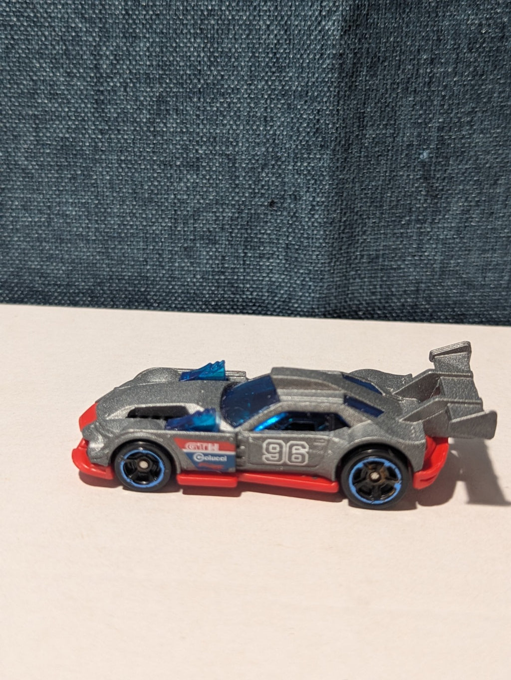 Hot Wheels GT HUNTER 2014 First Edition Night Burnerz #96 Silver Loose | Good