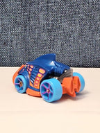 Hot Wheels Piranha Terror | 2013 First Edition | Blue & Orange Creature Car