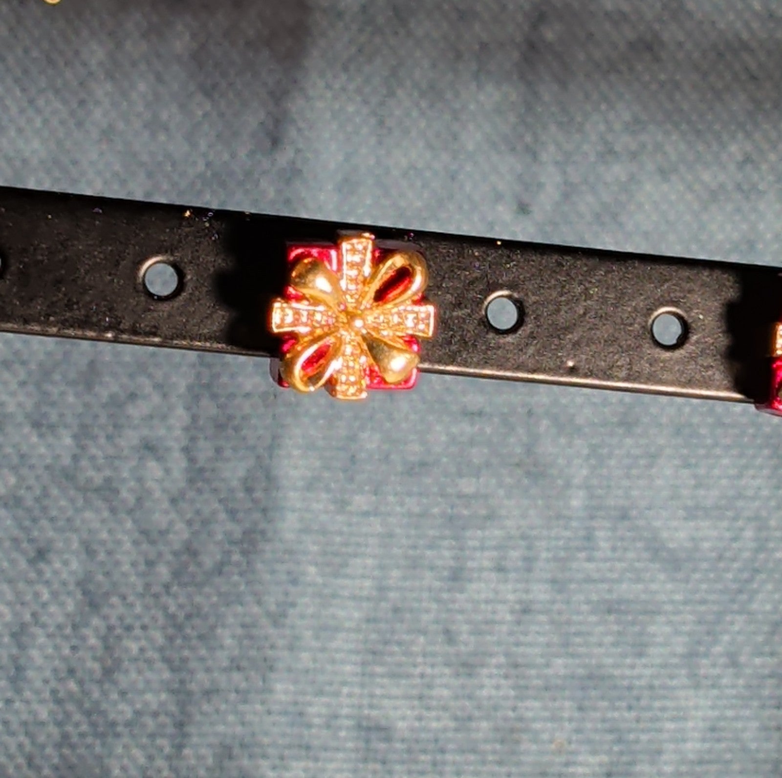 Christmas Gift Box Stud Earrings Red Gold Tone Holiday