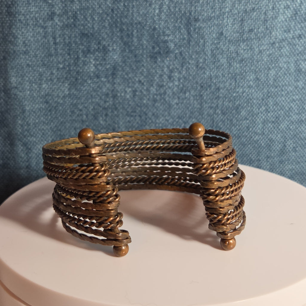 Brassy Color Dingle Hingled Bracelet Unmarked  14 Layers Dingle Together