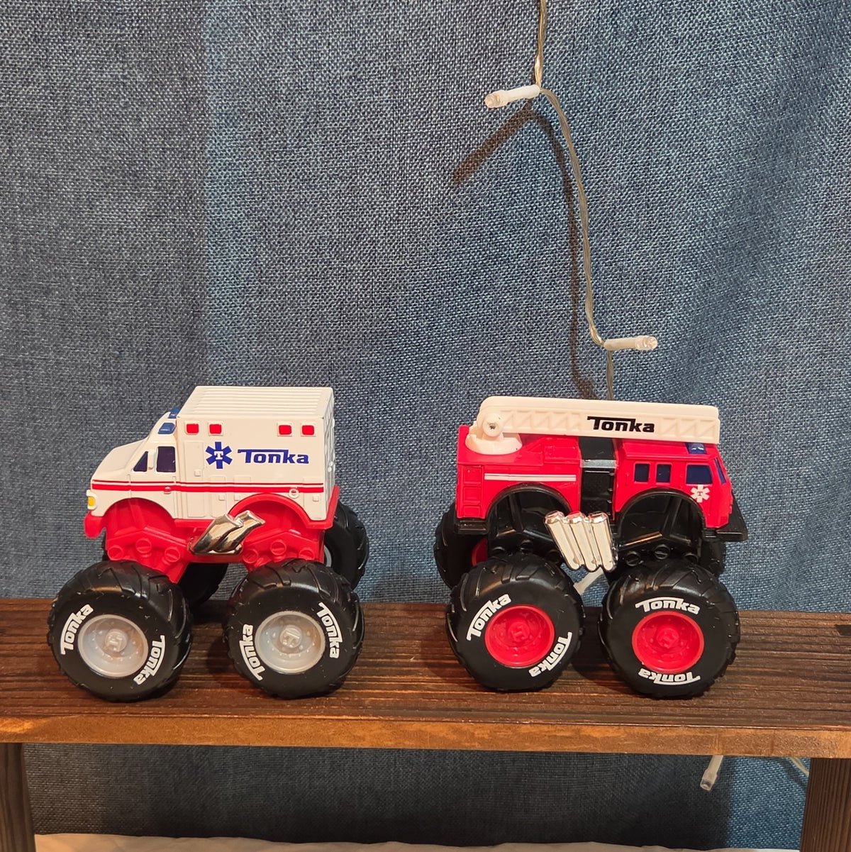 Tonka Metal Movers Monster Firetruck Ambulance Diecast 2021 Lot 2