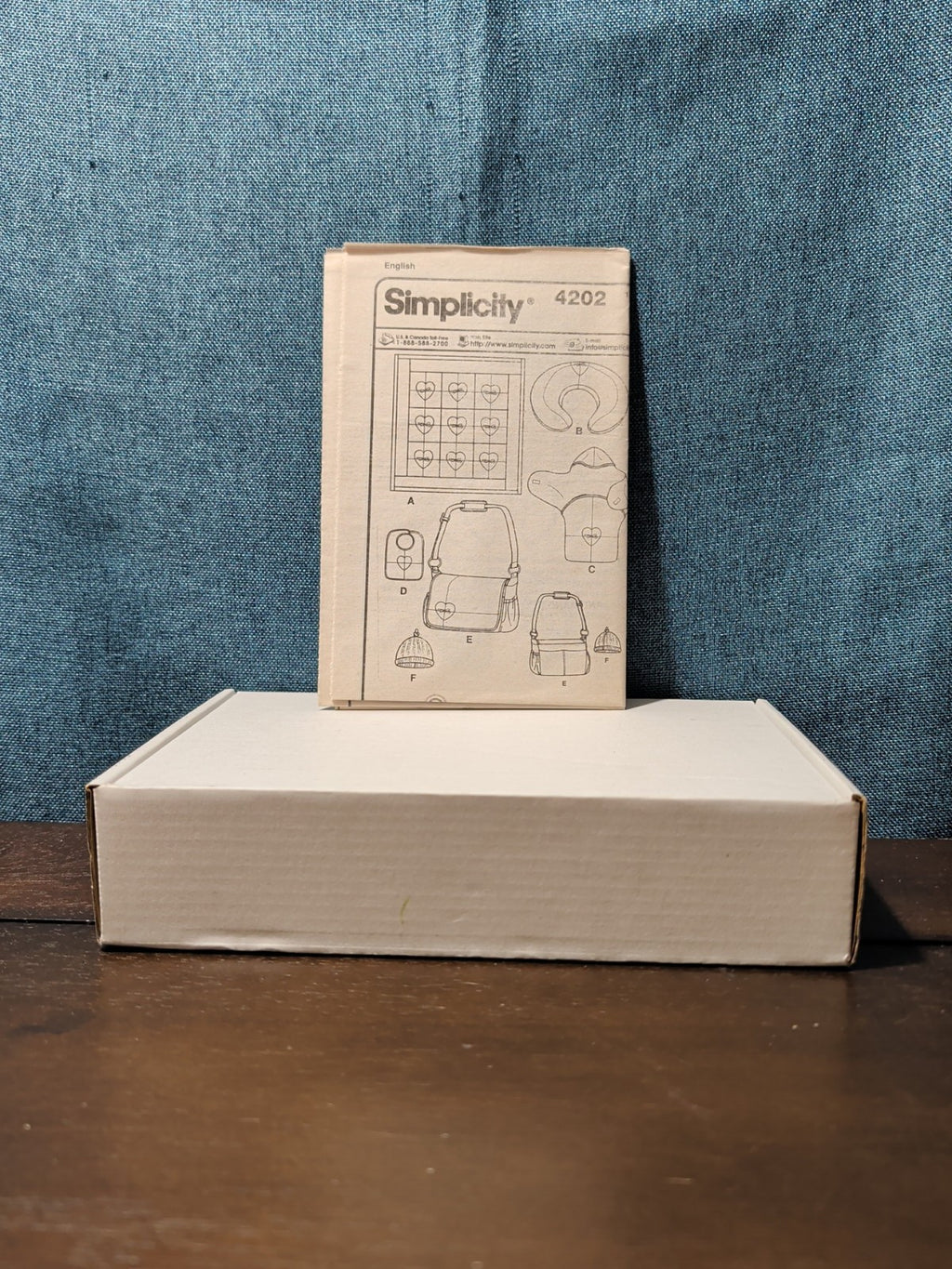 Simplicity 4202 Baby Accessories Pattern Quilt Diaper Bag Bib Wrap UNCUT 2006