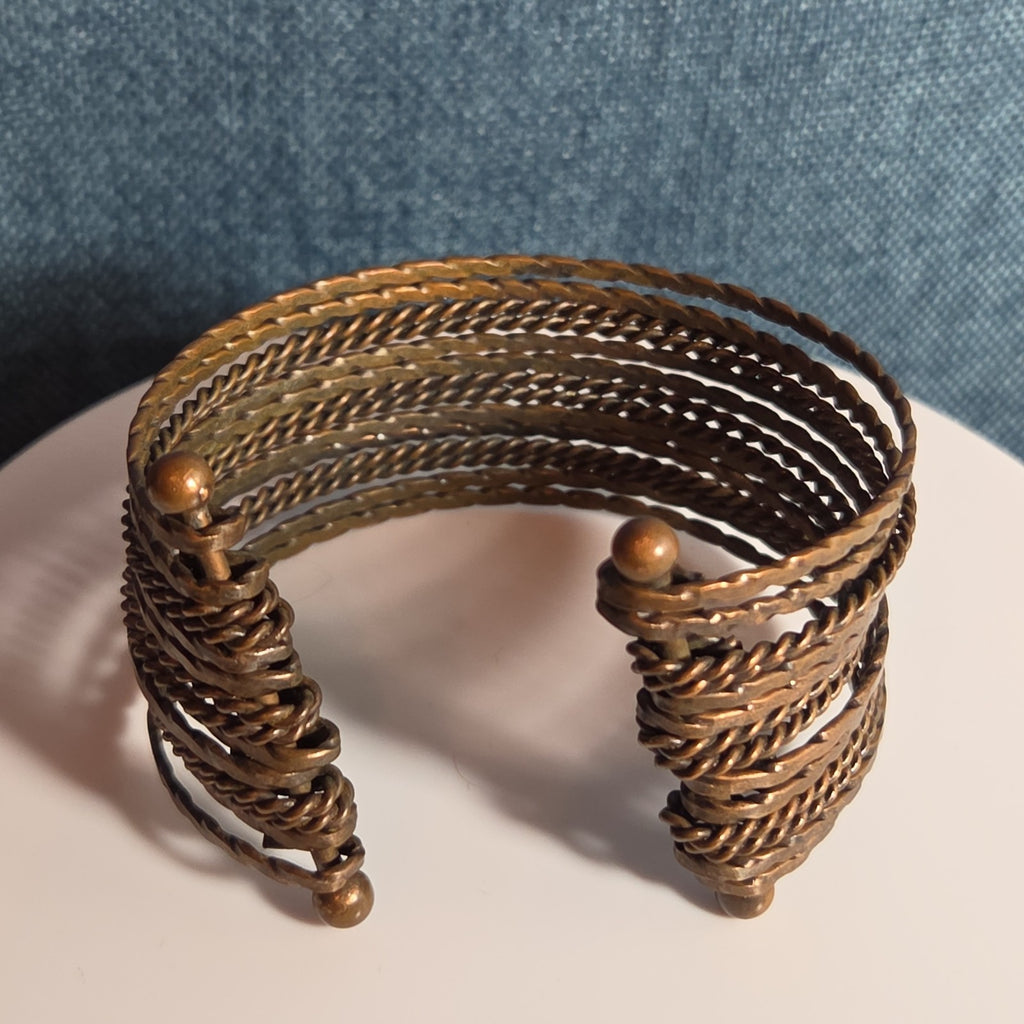 Brassy Color Dingle Hingled Bracelet Unmarked  14 Layers Dingle Together