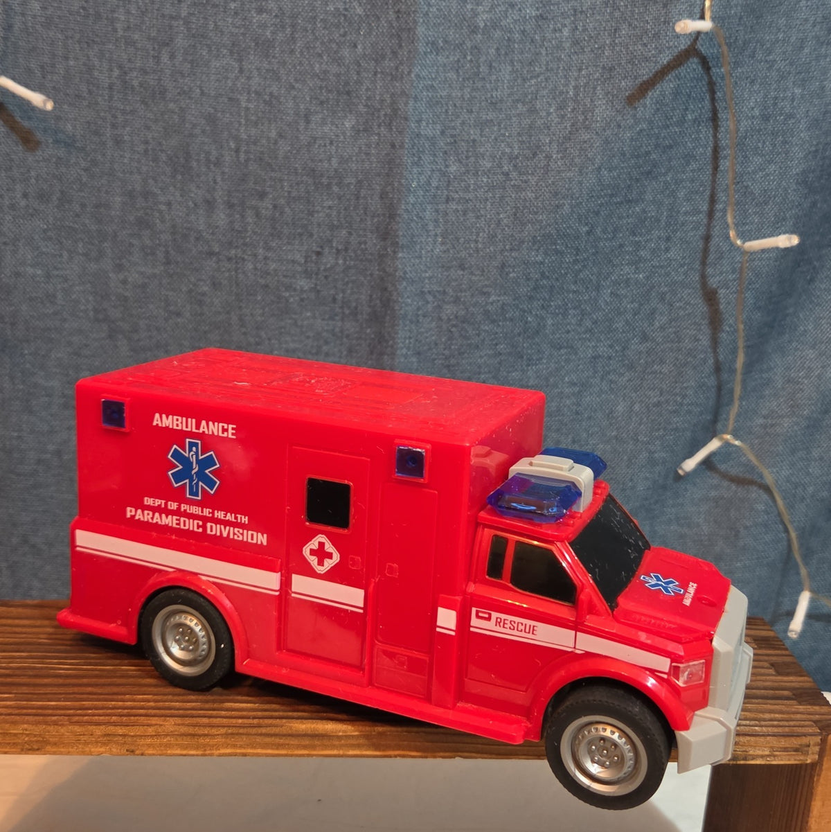Unbranded Fire Rescue Ambulance Truck Lot 5 Plastic Toy Vehicles